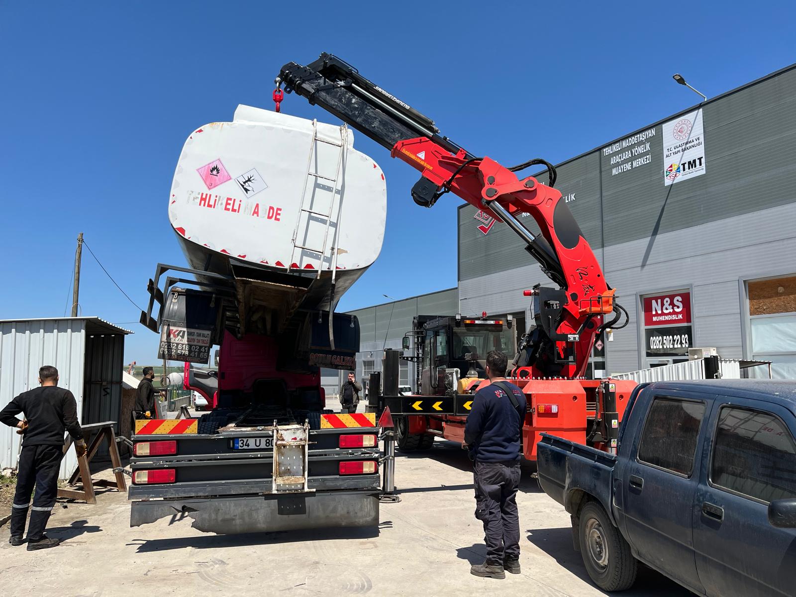 Tehlikeli Madde Tankeri Aktarma Operasyonu – Çerkezköy OSB